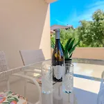 Lucy I Apartmán