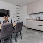 Apartmán Lucy I *