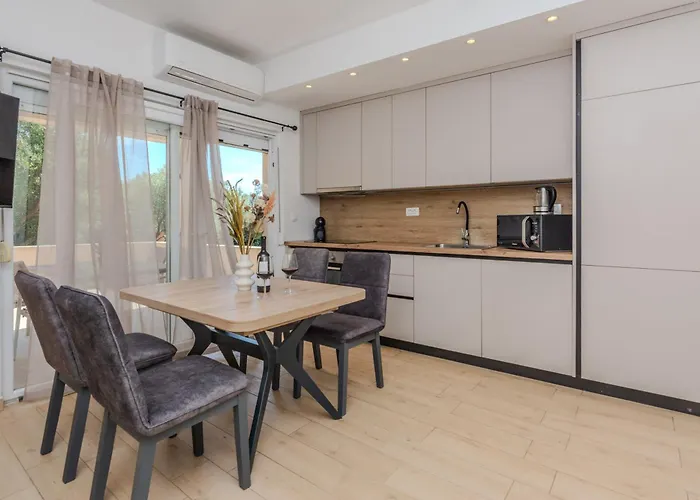 Apartment Lucy I Vir